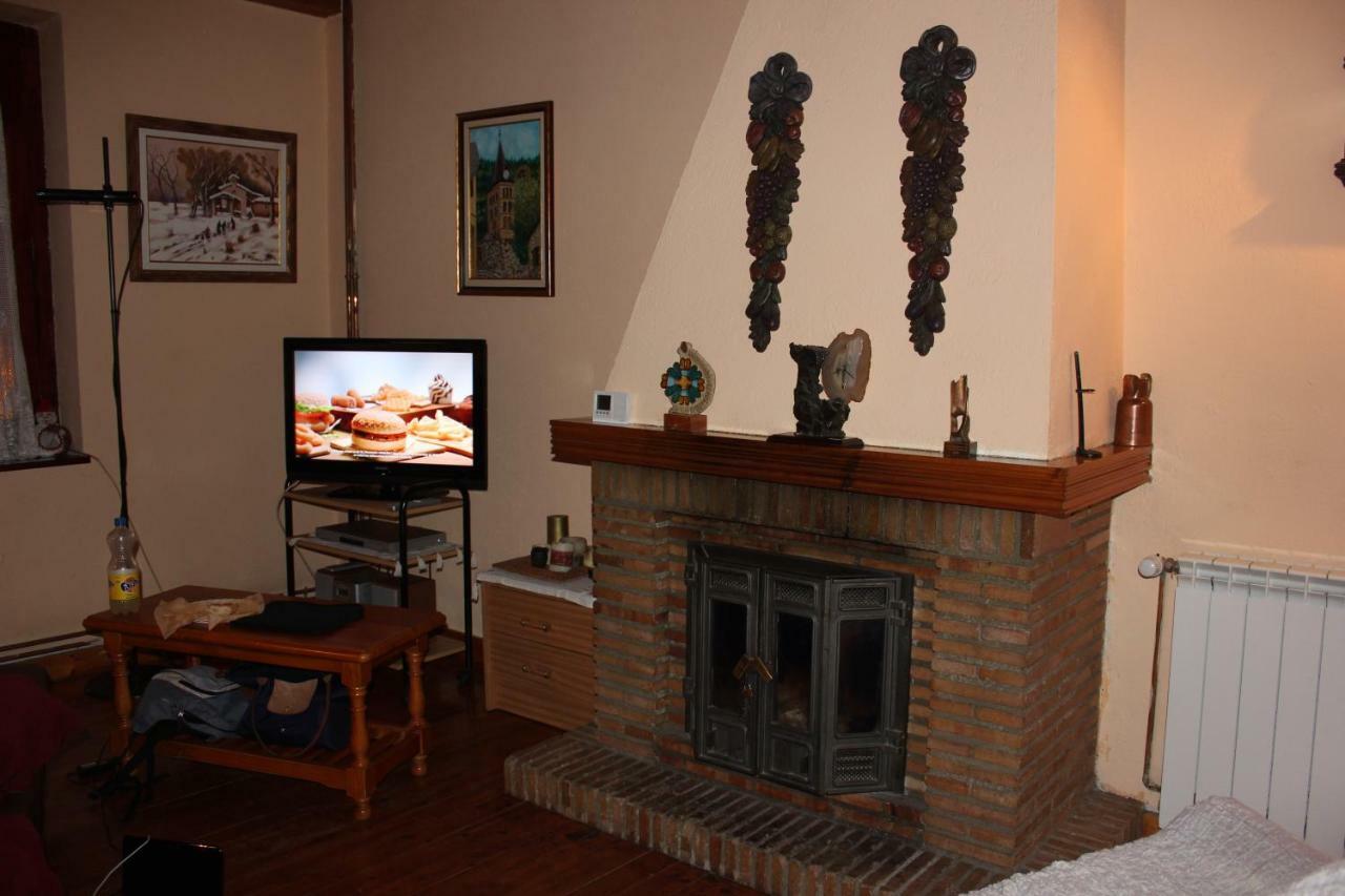 Apartamento Casa Aranesa Arties Exterior foto