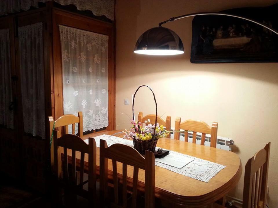 Apartamento Casa Aranesa Arties Exterior foto
