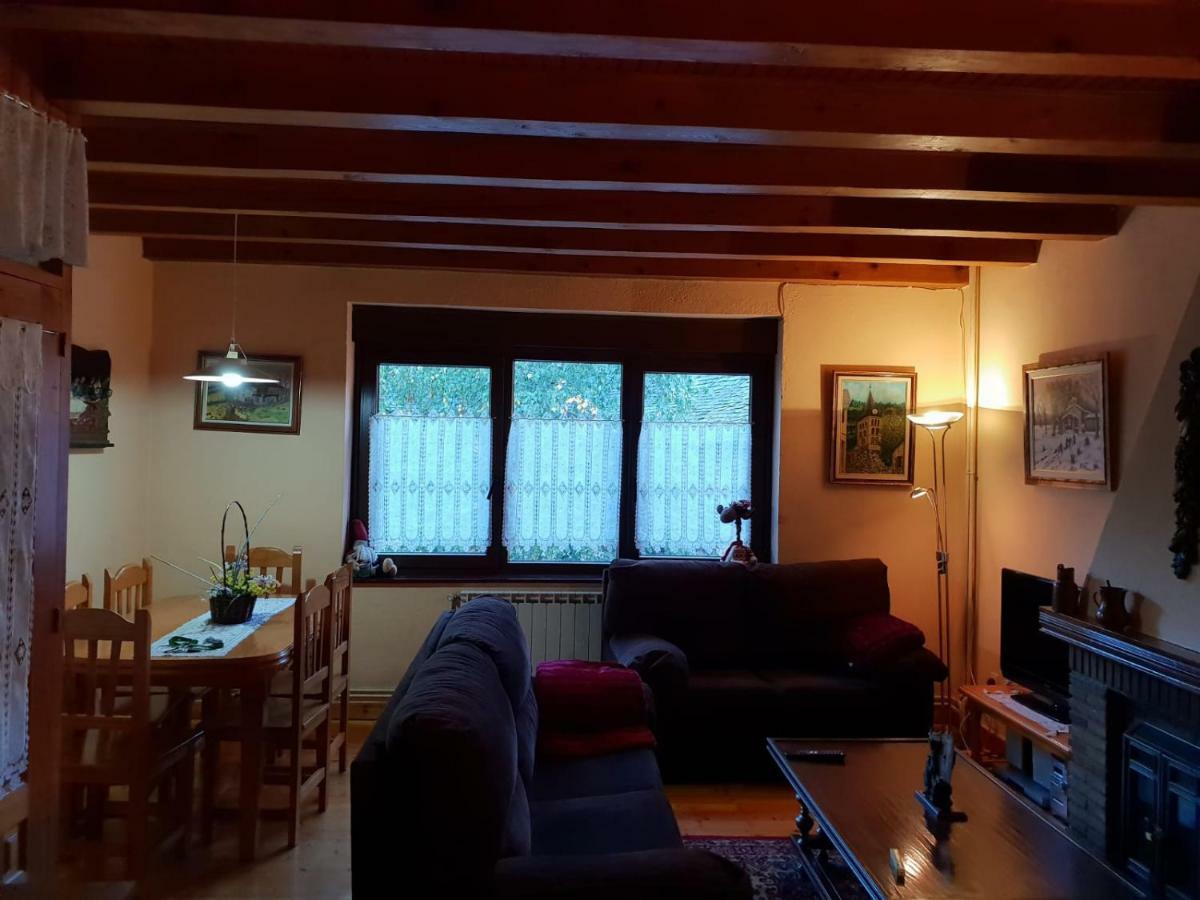 Apartamento Casa Aranesa Arties Exterior foto